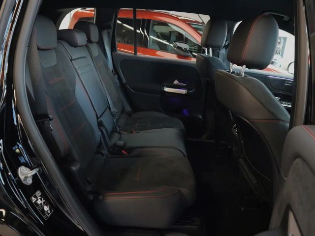 Mercedes-Benz GLB 220 AMG Line GLB 220 d