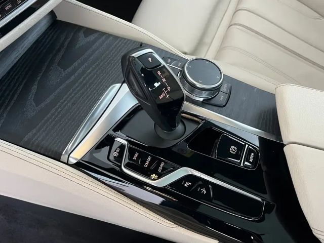 BMW 640 640i Sedan xDrive