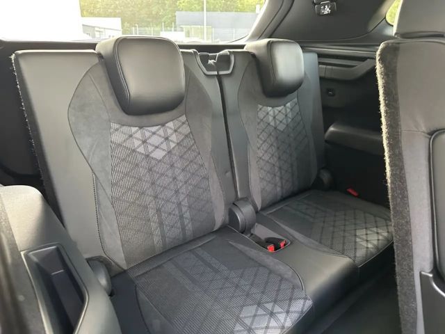 Volkswagen Tayron 2.0 TDI 4Motion R-Line