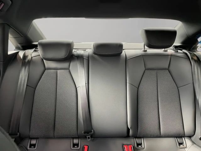 Audi A3 35 TFSI S-Line S-Tronic Sedan