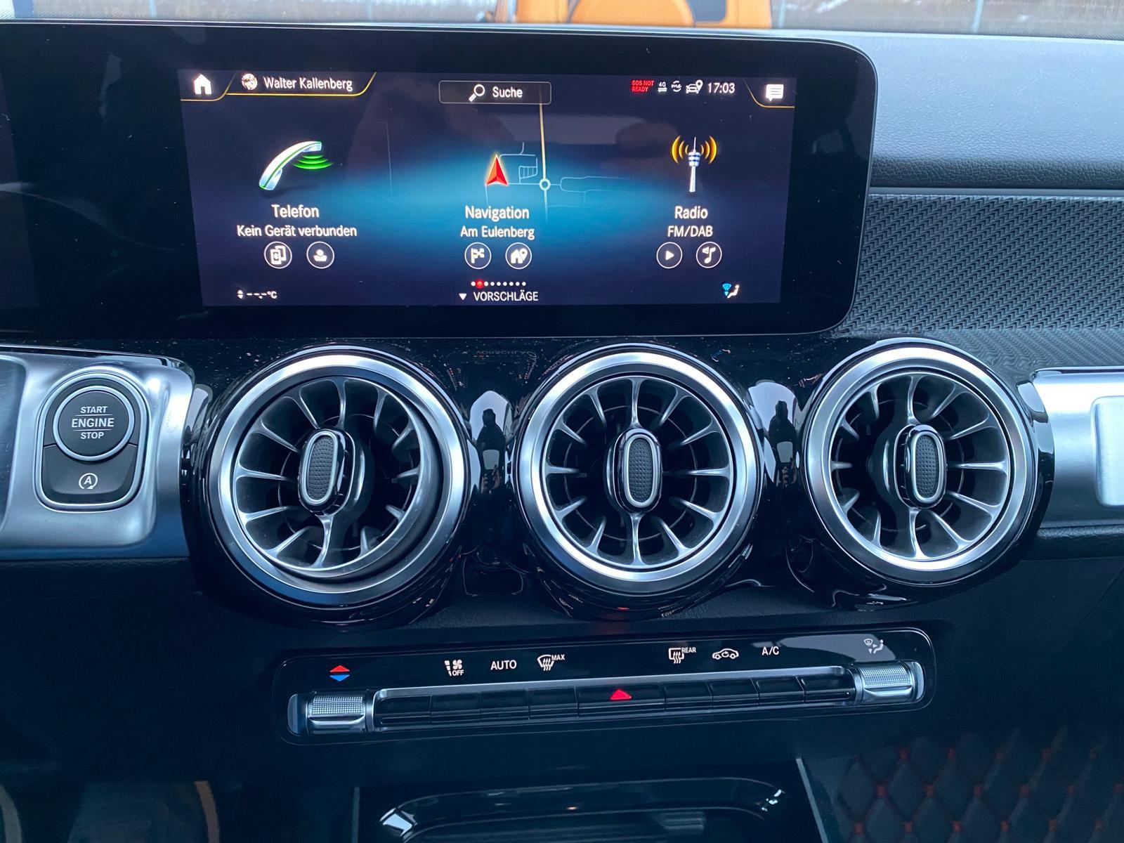 Mercedes-Benz GLB 220 AMG Line