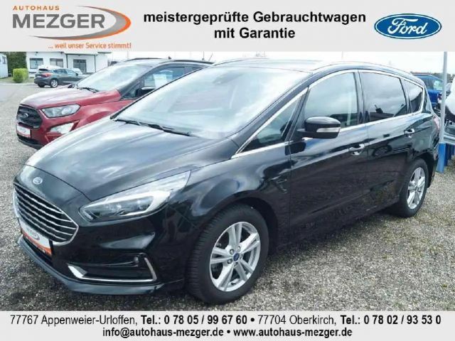 Ford S-Max Titanium