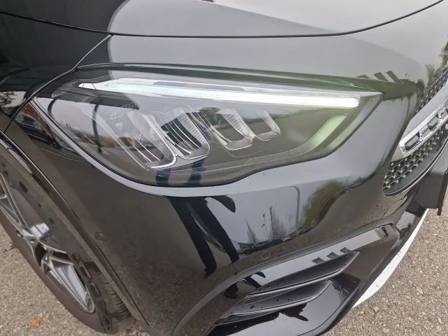 Mercedes-Benz GLA 180 AMG Line