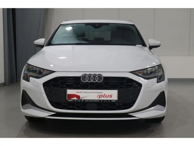 Audi A3 30 TFSI Sedan Sportback