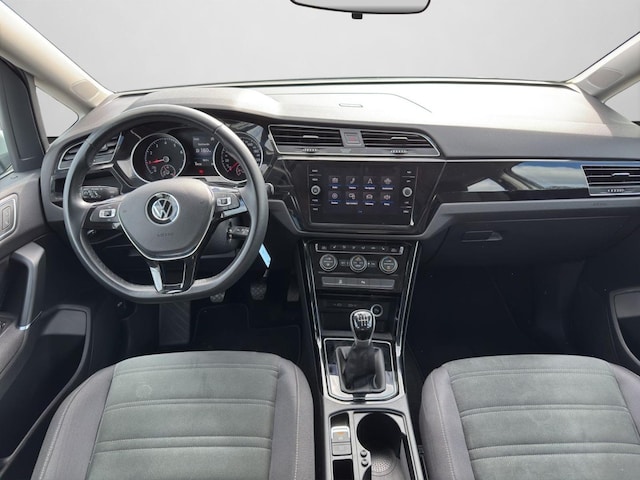 Volkswagen Touran 1.5 TSI Highline