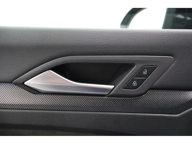 Volkswagen Golf 2.0 TDI DSG Golf VIII R-Line