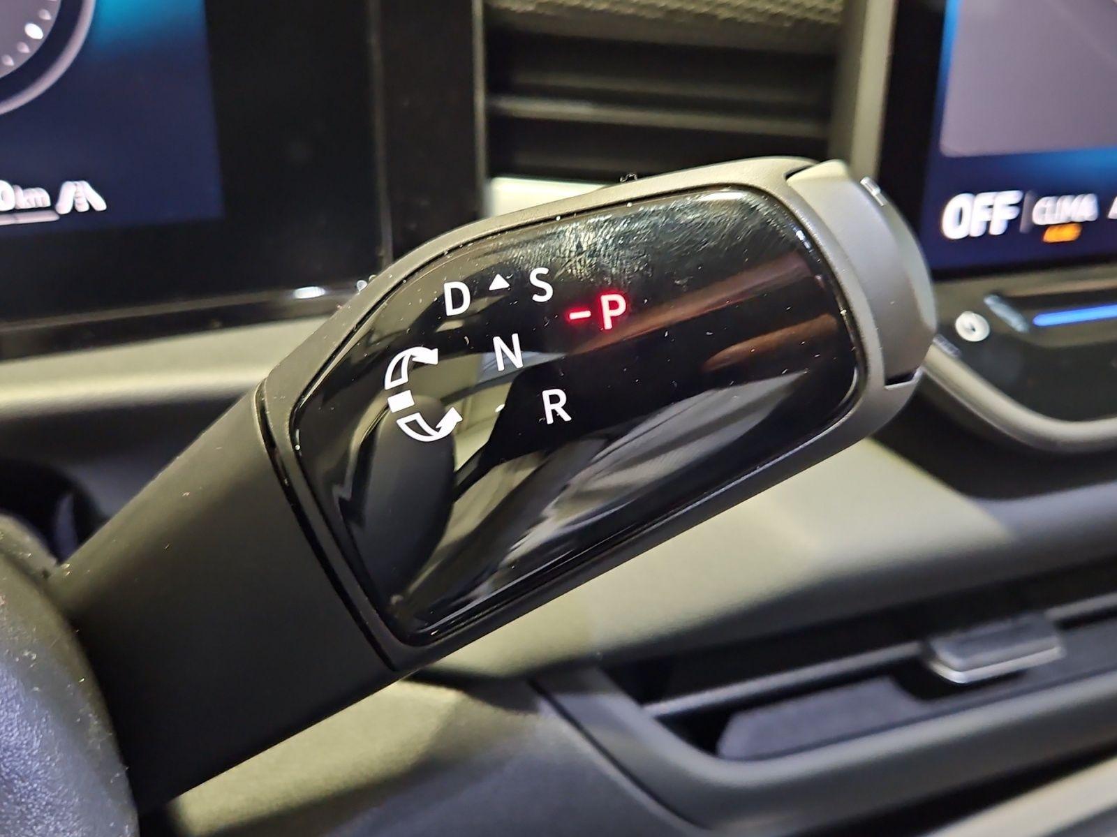 Volkswagen T-Roc 1.5 TSI DSG IQ.Drive R-Line