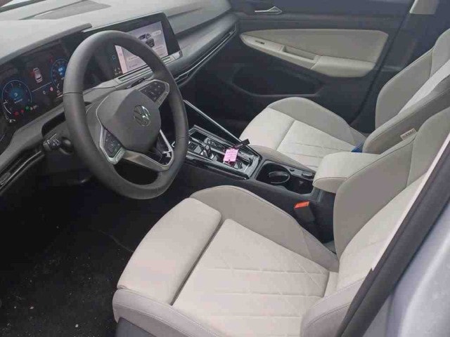 Volkswagen Golf 2.0 TDI DSG Style