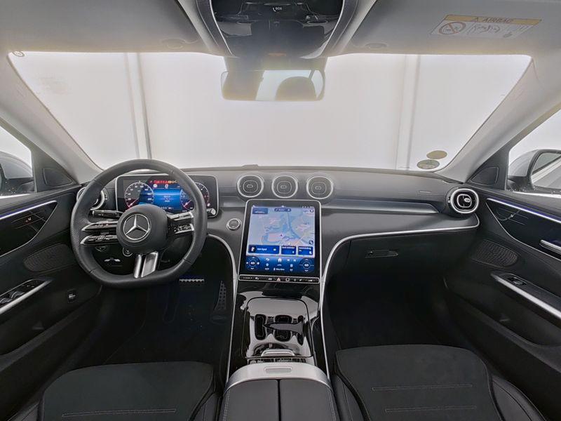 Mercedes-Benz C 220 AMG Line C 220 d Sedan