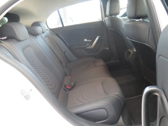 Mercedes-Benz A 180 7G-DCT Winter-P. LED Kamera Totwinkel DAB