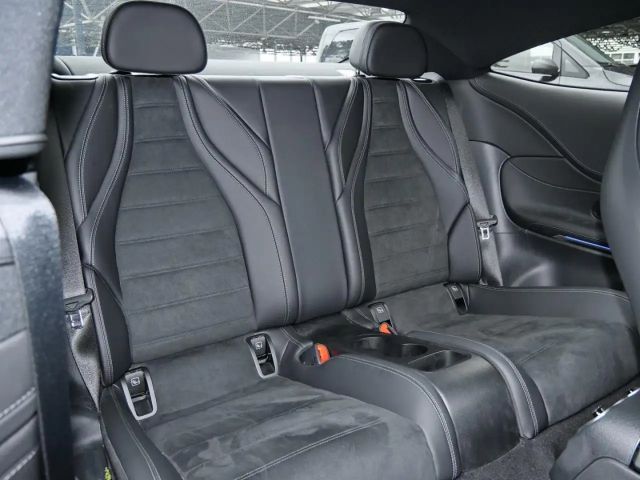 Mercedes-Benz CLE 300 4MATIC AMG Line Coupé