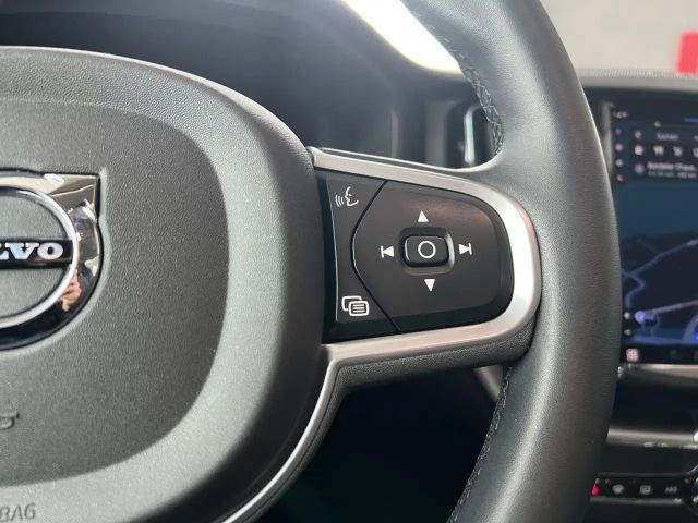 Volvo XC60 AWD Geartronic Momentum