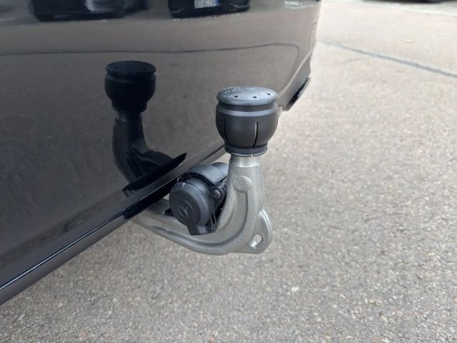 Mercedes-Benz A 200 Hatchback