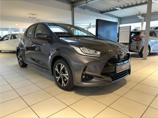 Toyota Yaris Hybride Team D