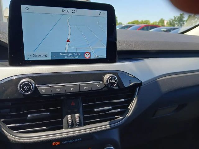 Ford Kuga Cool & Connect