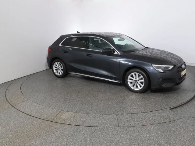 Audi A3 30 TFSI Sedan