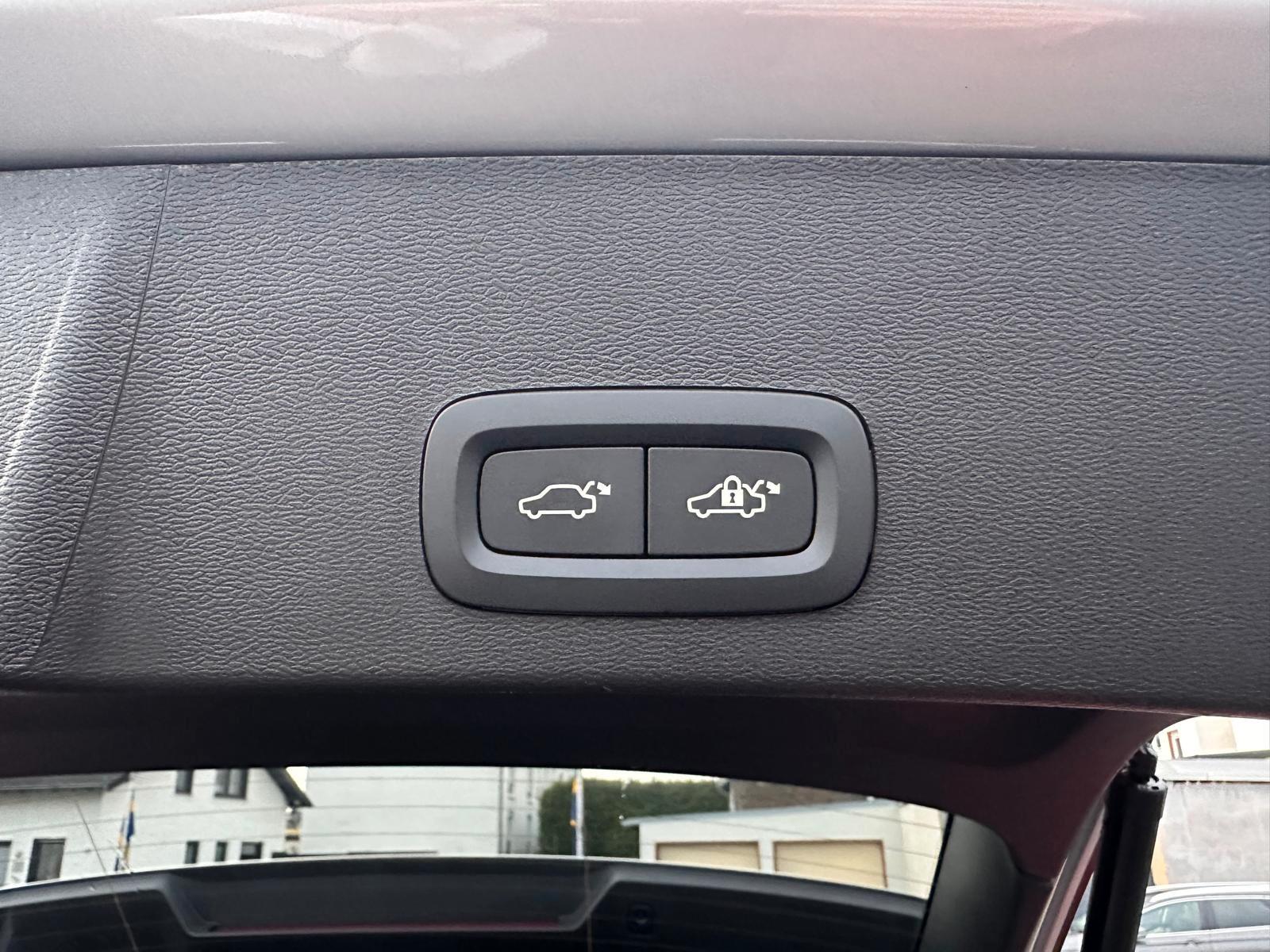 Volvo EX40 Achterwielaandrijving Ultra