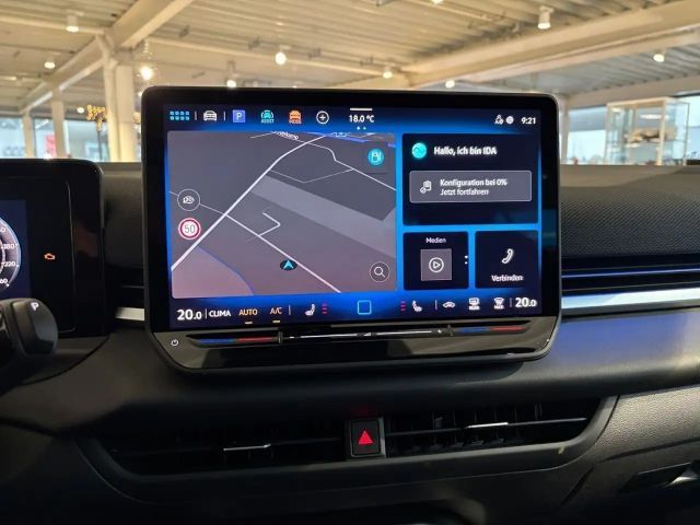 Volkswagen T-Roc 1.5 eTSI DSG R-Line Style