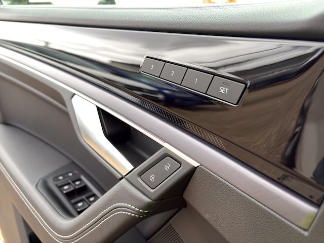 Volkswagen Touareg TSi Adaptivfahrwerk /Wankstabili.