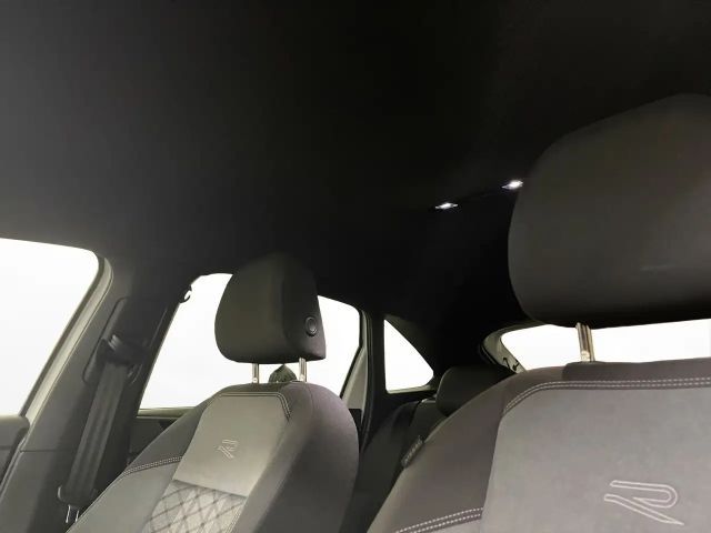 Volkswagen Taigo 1.5 TSI DSG R-Line