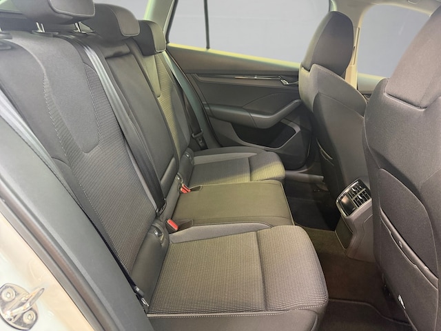 Skoda Octavia Combi iV