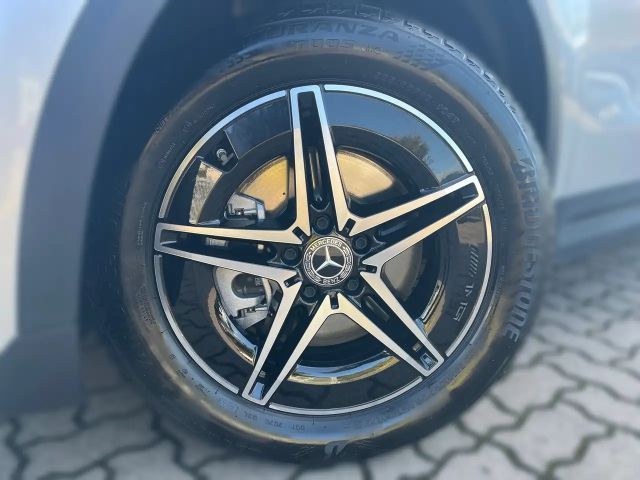 Mercedes-Benz EQA 300 4MATIC AMG Line
