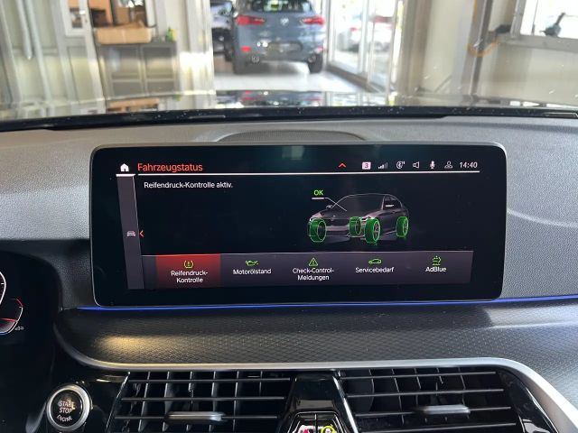 BMW 530 530d M-Sport Sedan