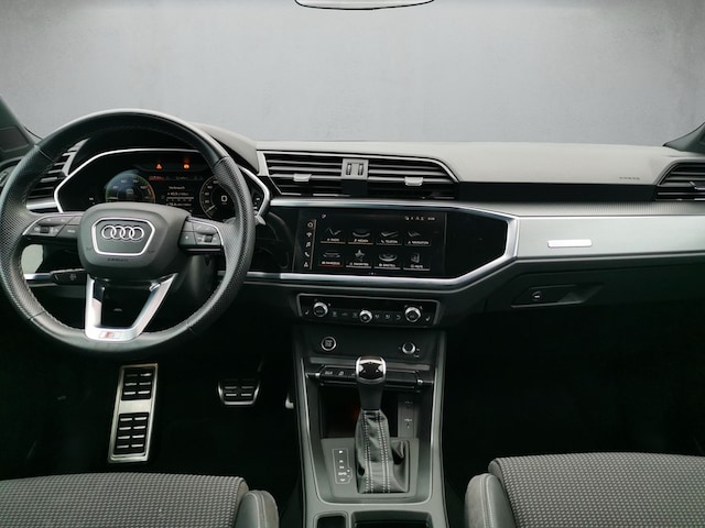 Audi Q3 45 TFSI Hybride S-Tronic