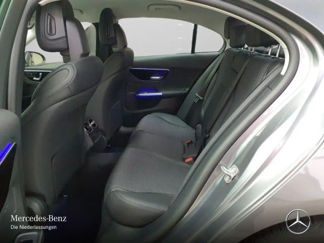 Mercedes-Benz C 180 AVANTGARDE Sedan