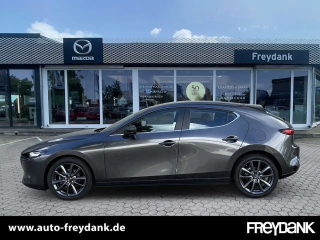 Mazda 3 2.5L SkyActiv e-Skyactiv