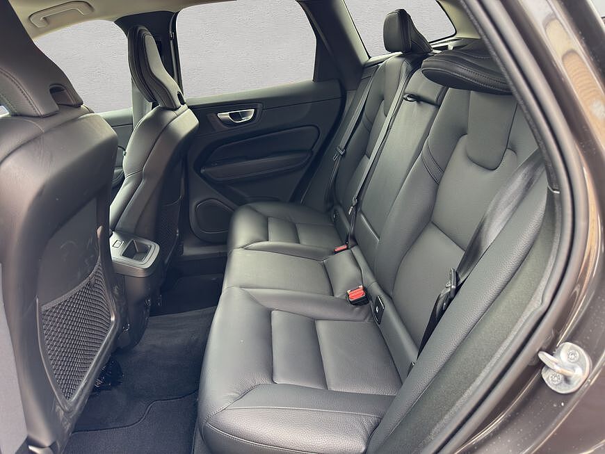 Volvo XC60 Dark Plus