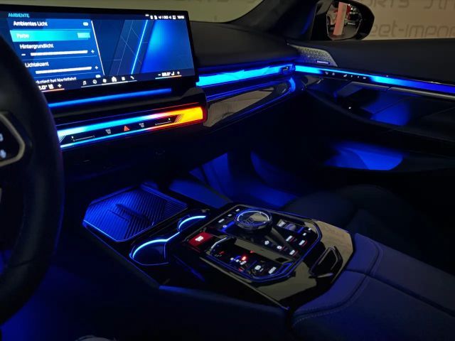 BMW M5 Touring *Ultimate-Paket*Keramik*Frozen*AHK*Leasing