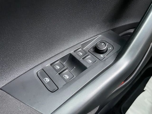 Volkswagen Taigo 1.0 TSI DSG Life