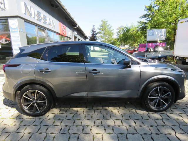 Nissan Qashqai AWD DIG-T Tekna