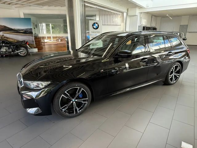 BMW 330 330i Touring