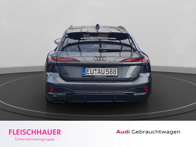 Audi A6 Avant Quattro S-Tronic