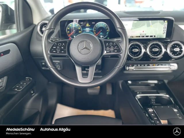 Mercedes-Benz B 250 B 250 e Style