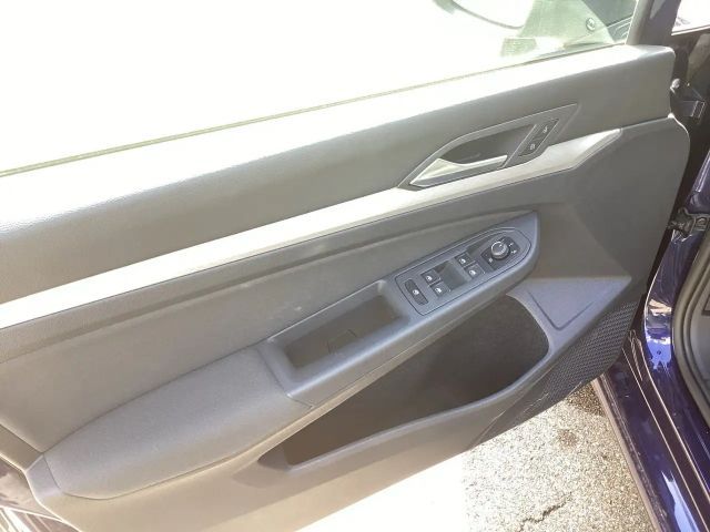 Volkswagen Golf 1.0 TSI Golf VIII Life