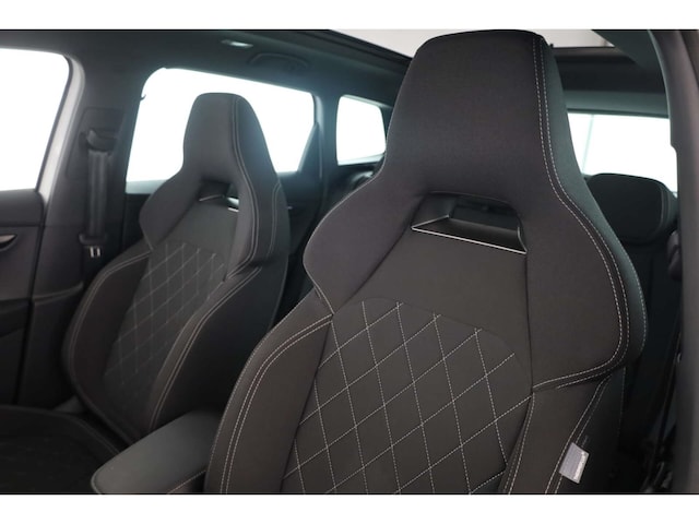 Skoda Karoq 2.0 TSI 4x4 Sportline