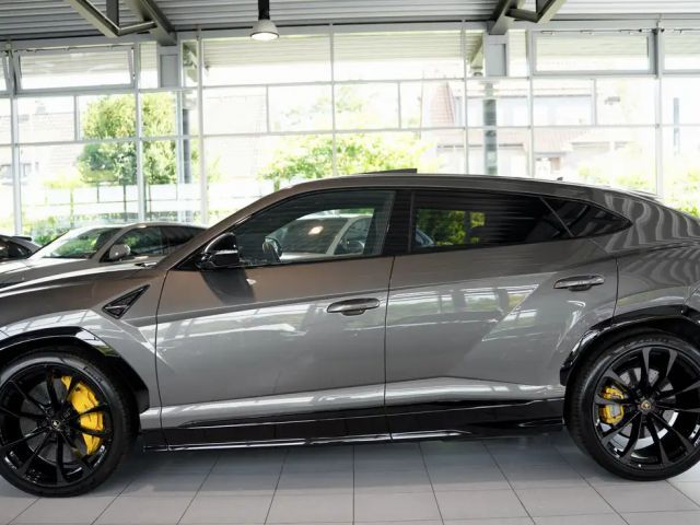 Lamborghini Urus *23 Zoll *Pano *Keramik *B&O *LUFT