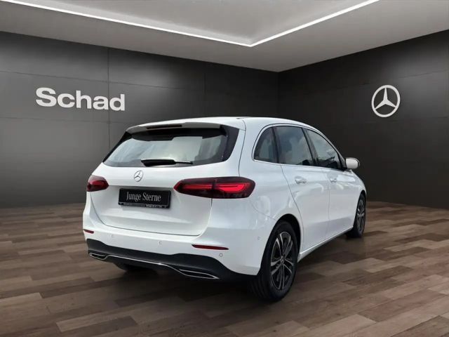 Mercedes-Benz B 200 B 200 d