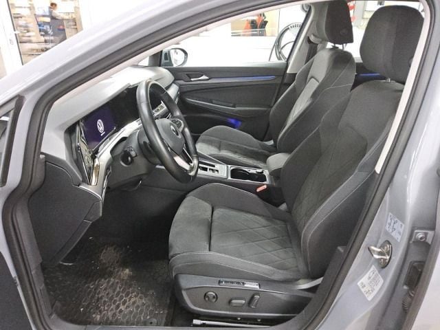 Volkswagen Golf 1.5 eTSI DSG Style