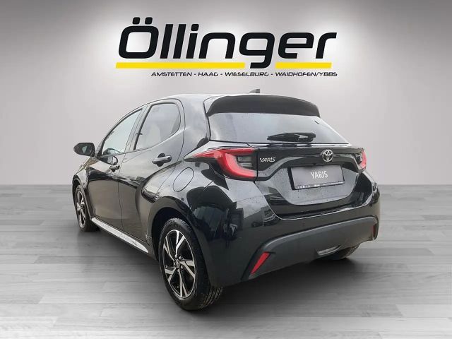 Toyota Yaris Active Hybride VVT-i