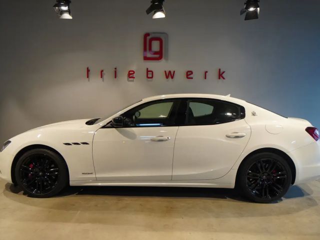Maserati Ghibli GranSport