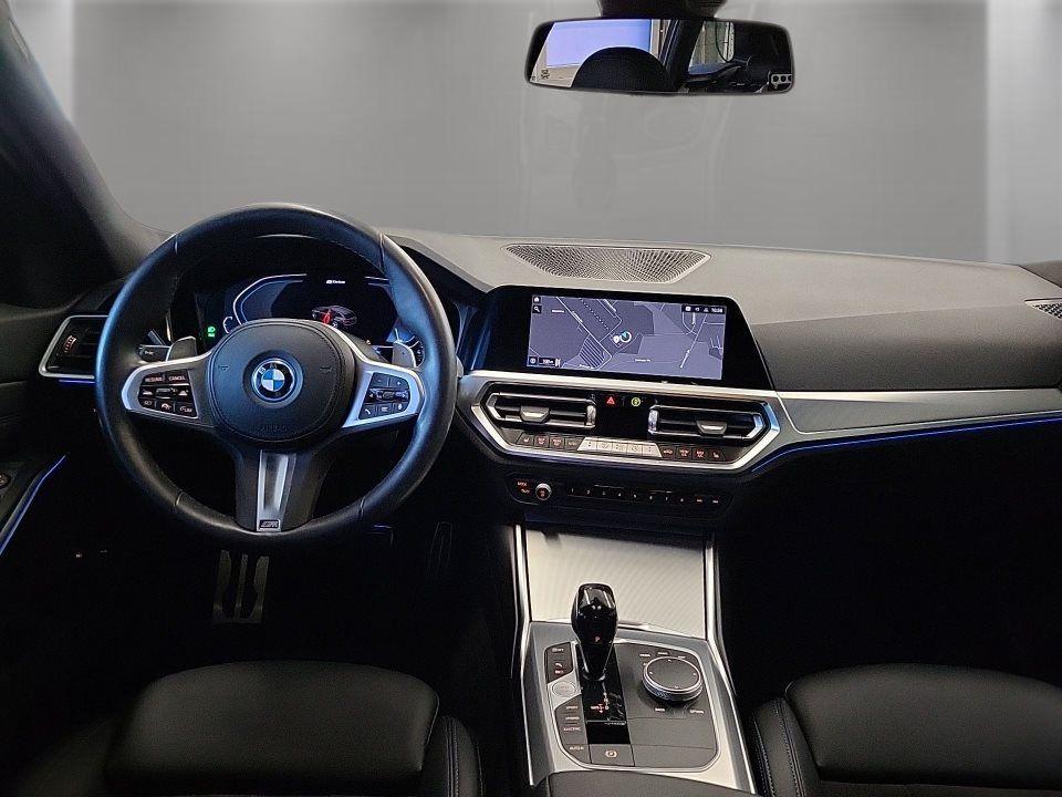 BMW 330 330e Touring xDrive