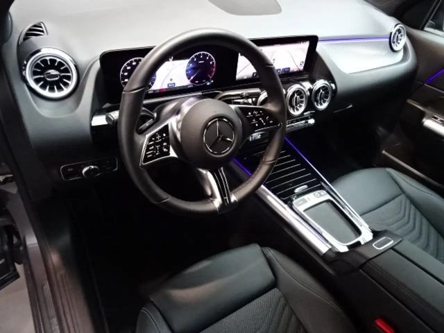 Mercedes-Benz GLA 180 Progressive