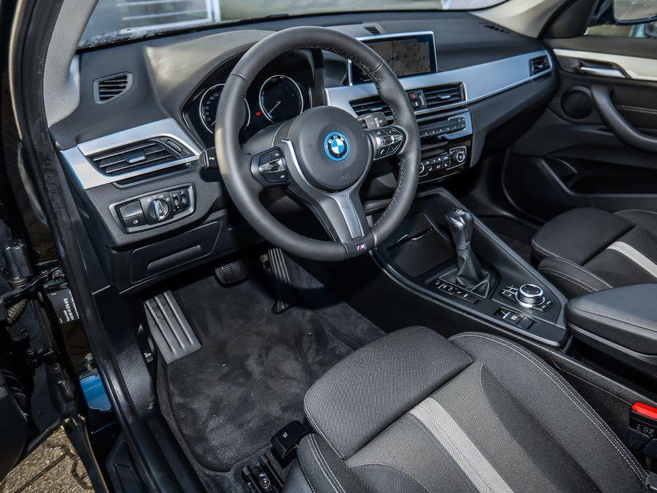 BMW X1 xDrive25e