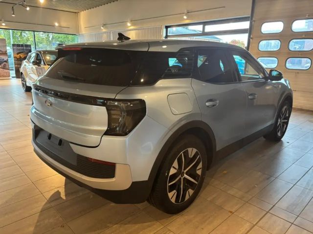 Ford Explorer Extended range