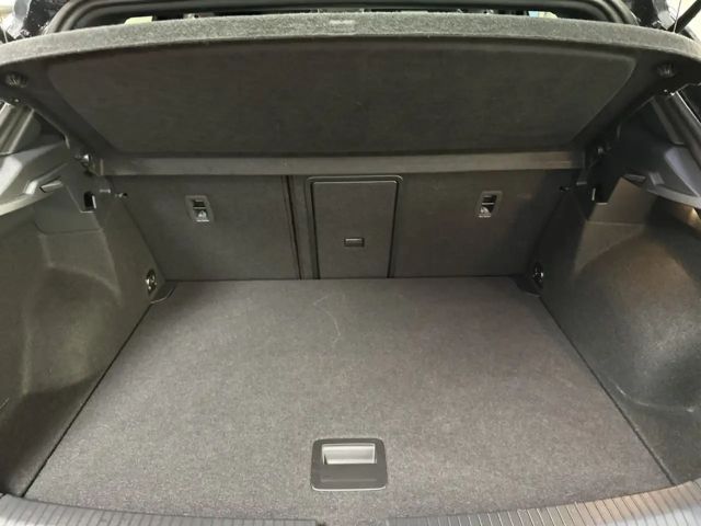 Volkswagen T-Roc 1.5 TSI DSG R-Line