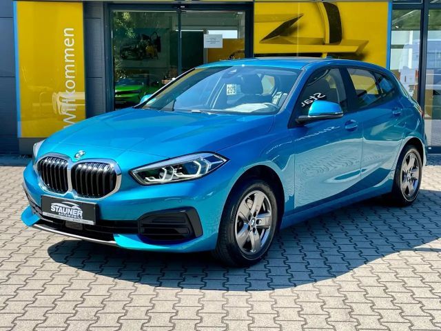 BMW 116 116i Advantage pakket Sedan